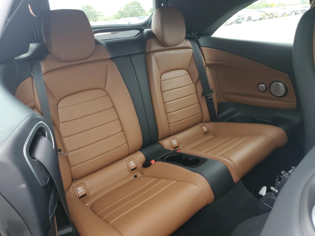 2023 مرسيدس بنز هايبرد C-CLASS، 300 W1KWK8DB4PG126089 - Image 4